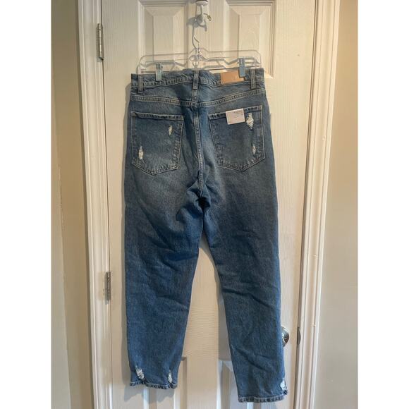 RAILS Classic Slim Melrose Distressed Jean, A62 - Picture 6 of 16